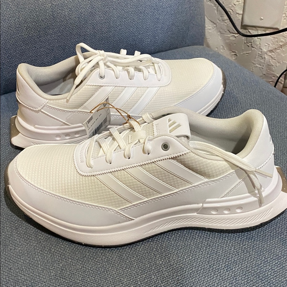 🧡SOLD🧡Adidas NWT golf shoes - Picture 6 of 6